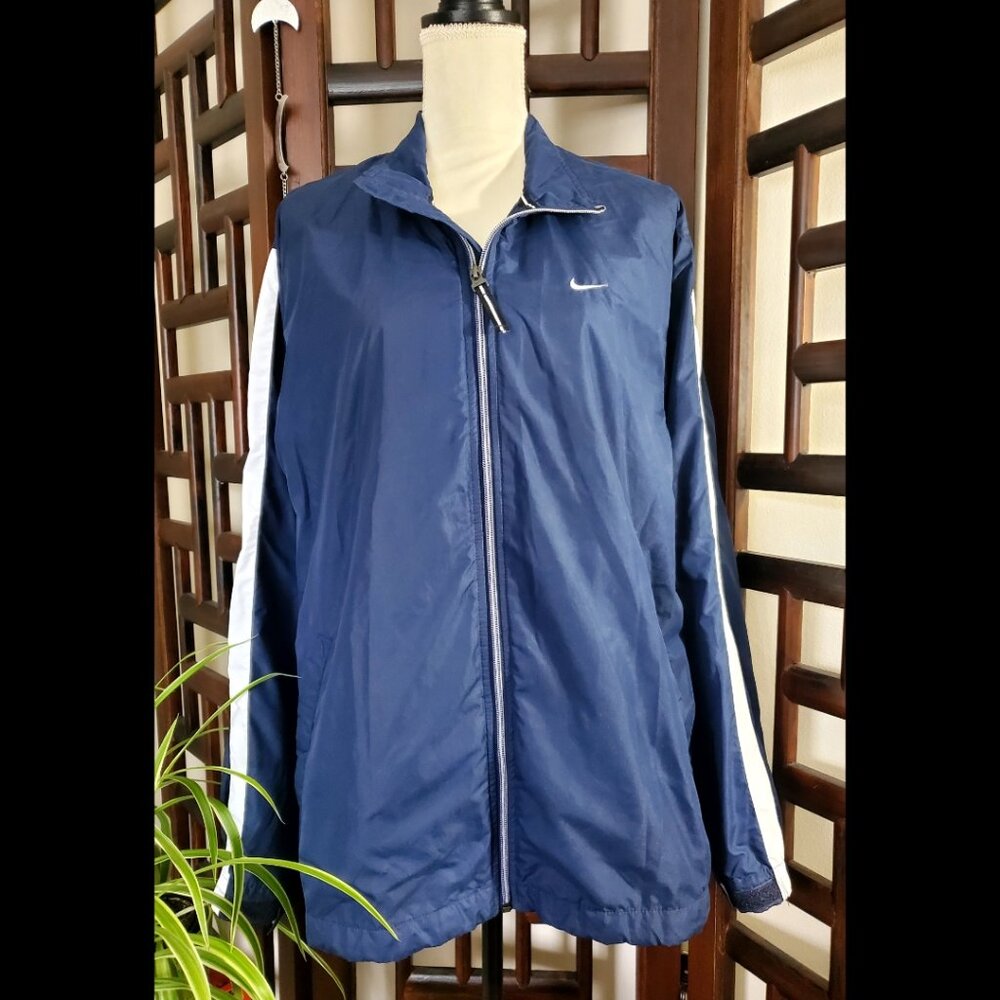Men’s Nike Jacket (Size M)
